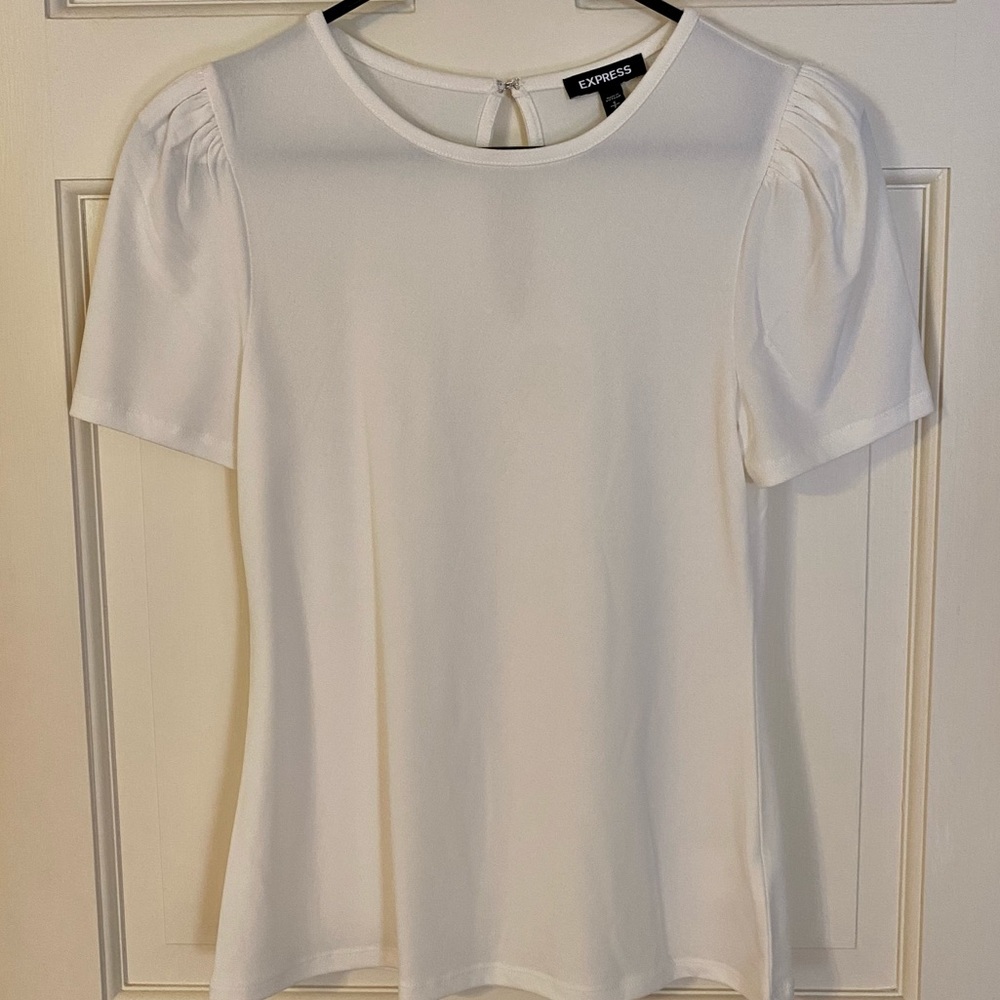 NWOT Express Cream/white Short Sleeved Dress Top